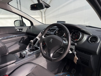 Used Peugeot 3008 2017 for sale - 77386605: Photo