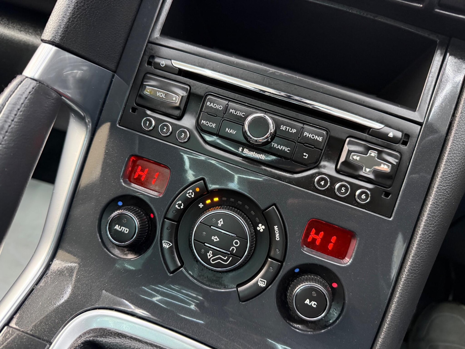 Used Peugeot 3008 2017 for sale - 77386605: Photo 53