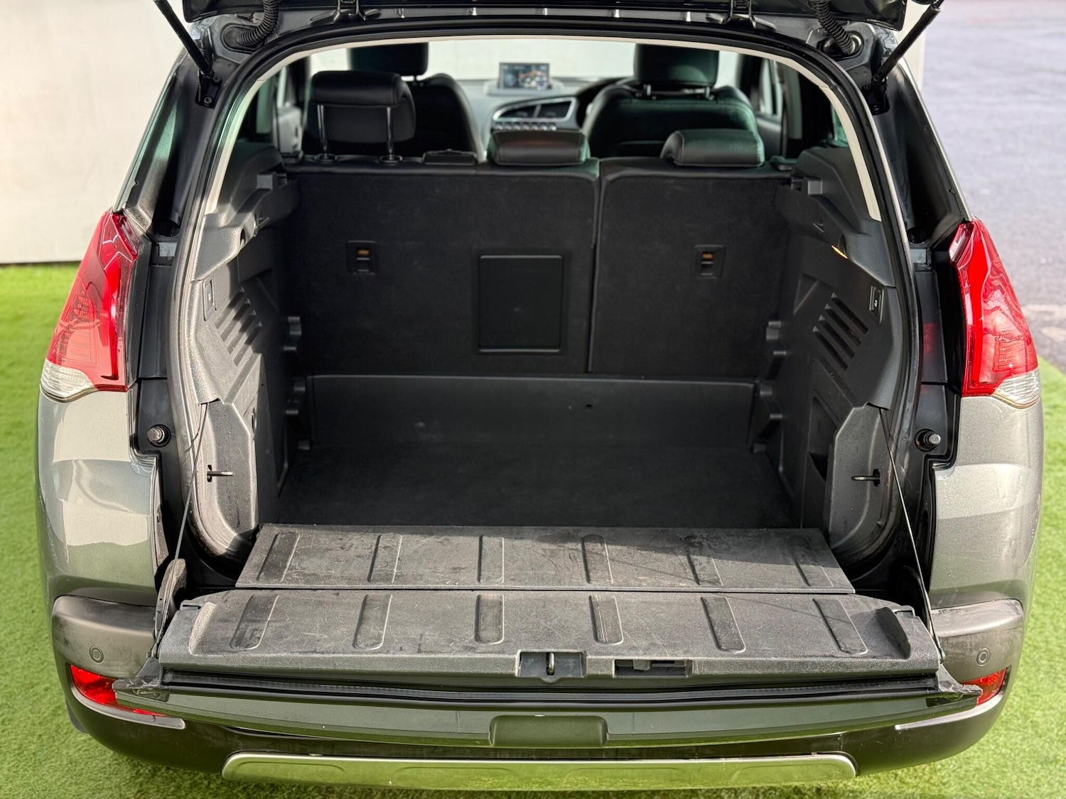 Used Peugeot 3008 2017 for sale - 77386605: Photo 8