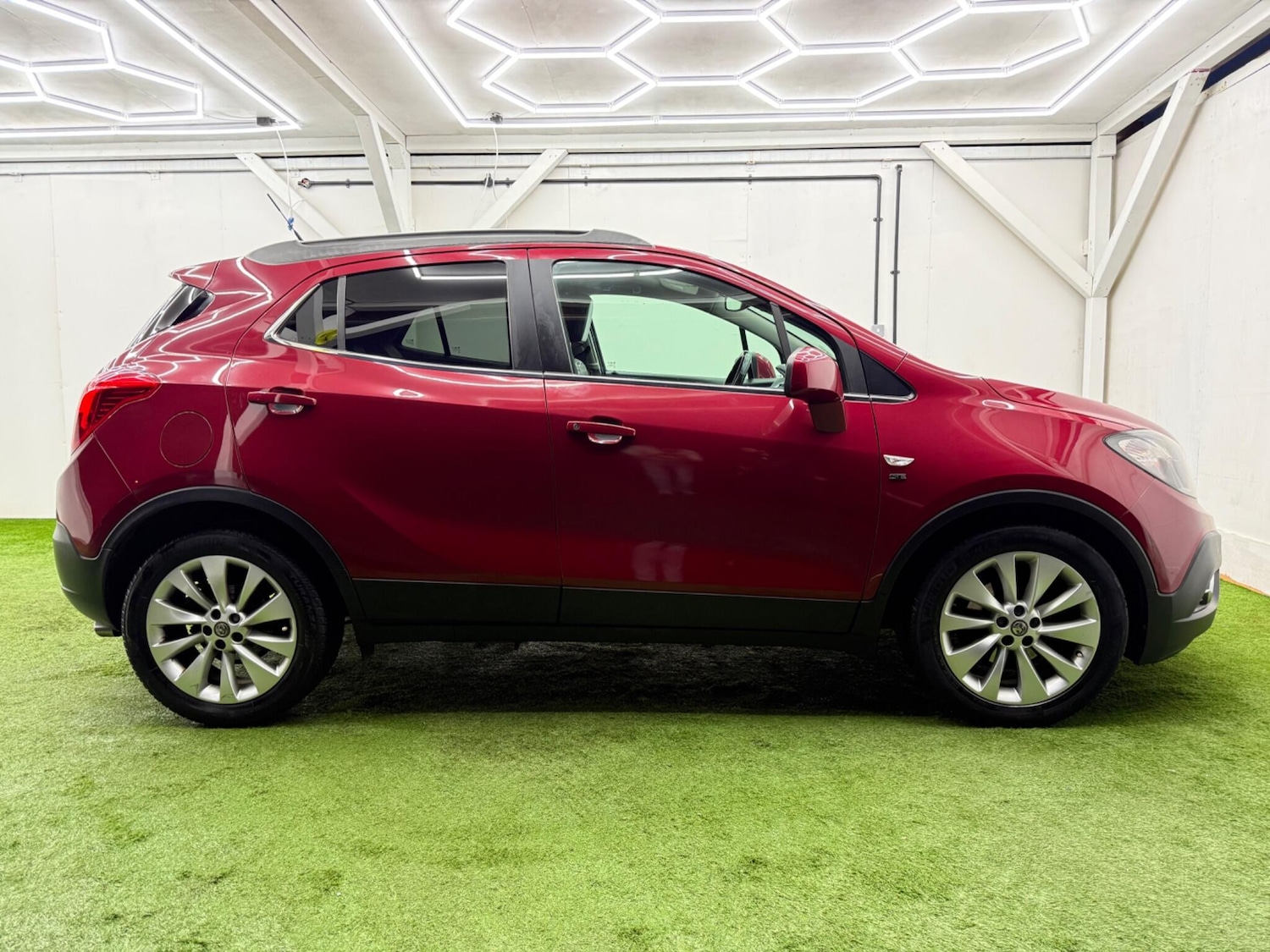 Used Vauxhall Mokka 2016 for sale - 77957226: Photo 2