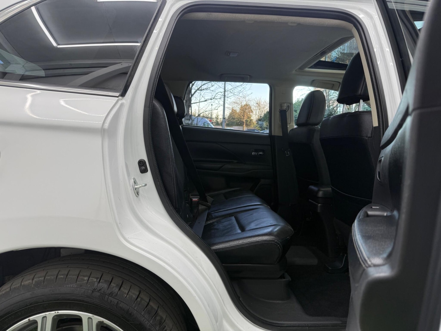 Used Mitsubishi Outlander 2015 for sale - 77993189: Photo 17