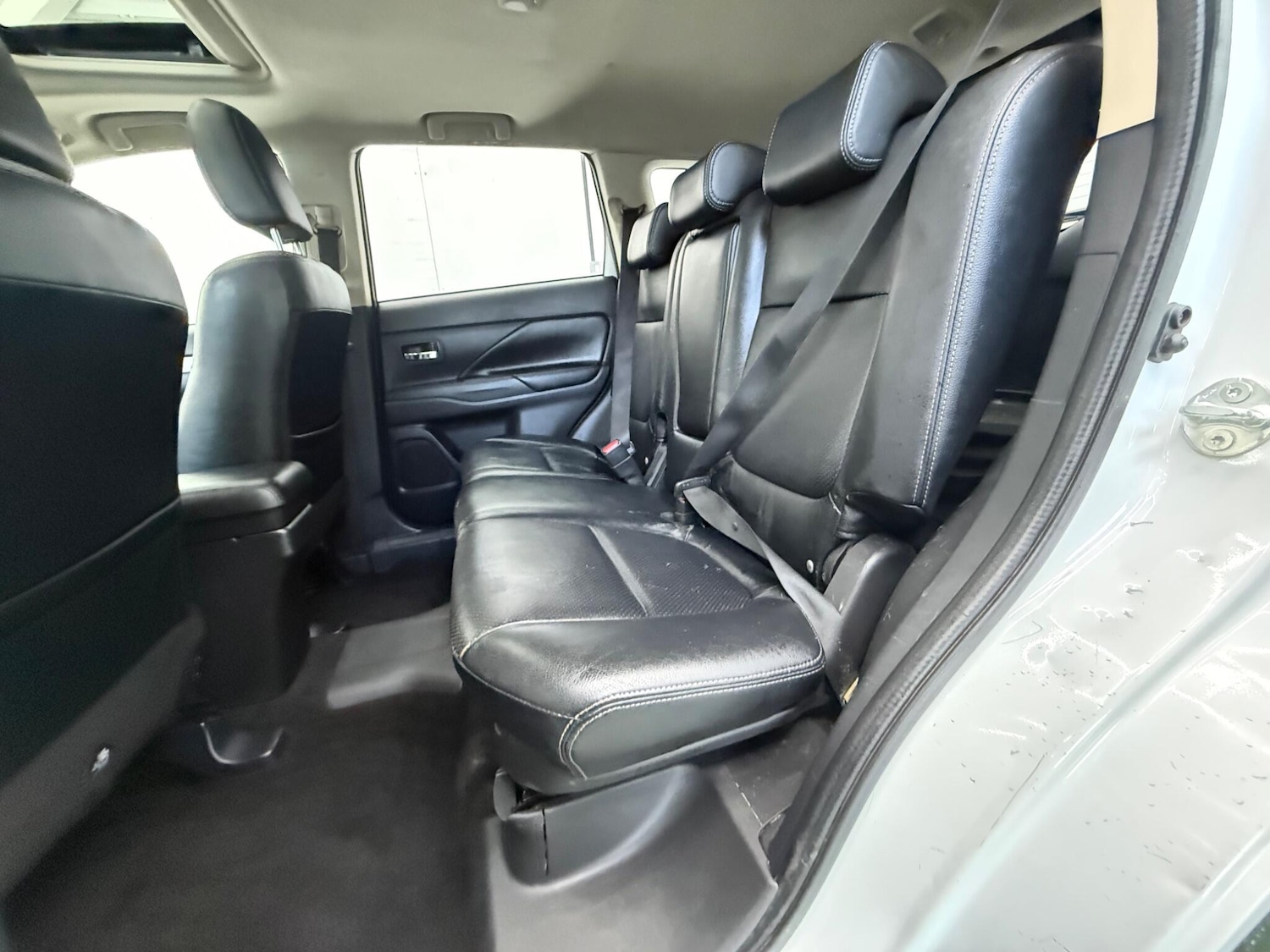 Used Mitsubishi Outlander 2015 for sale - 77993189: Photo 23