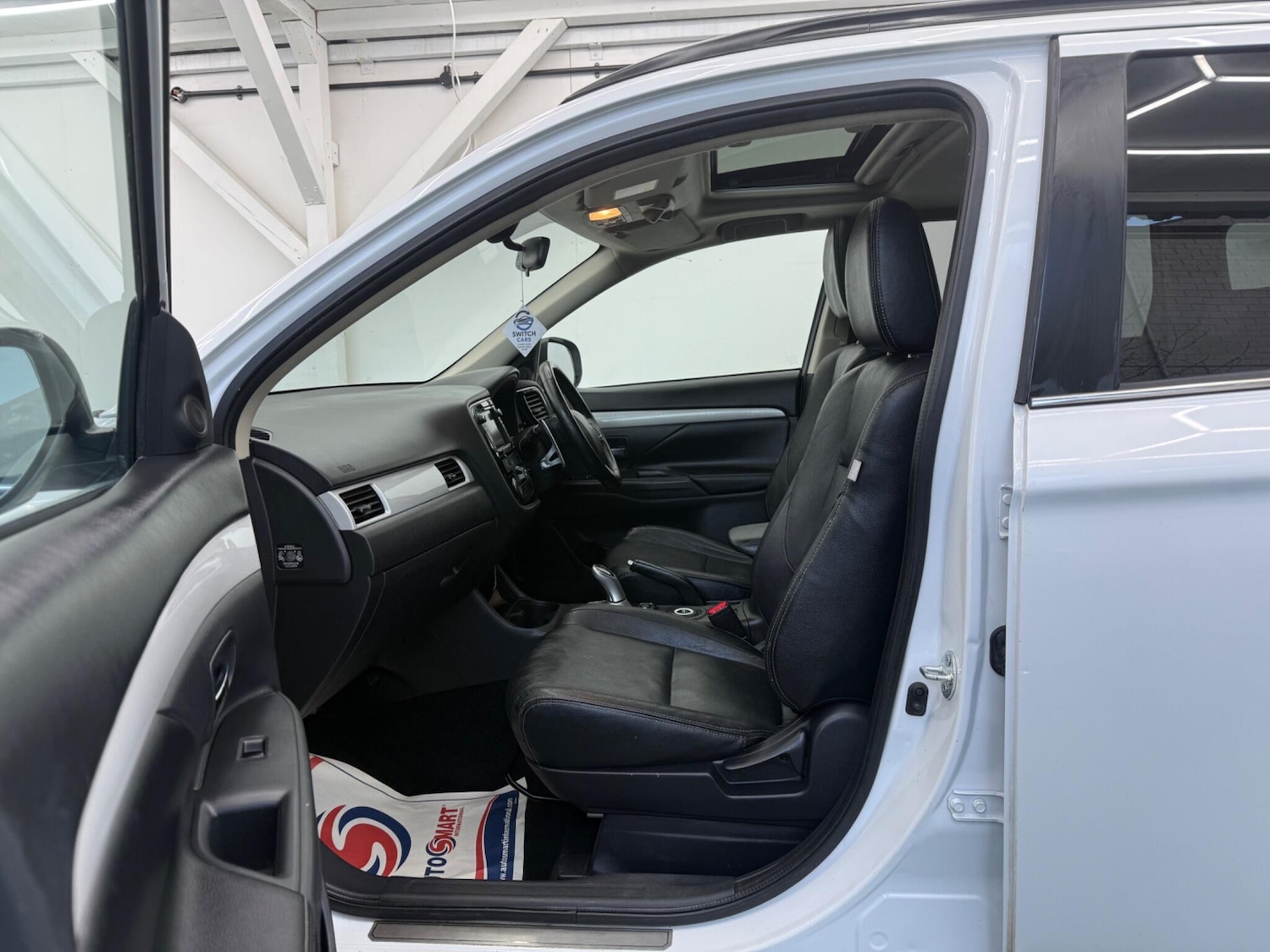 Used Mitsubishi Outlander 2015 for sale - 77993189: Photo 24