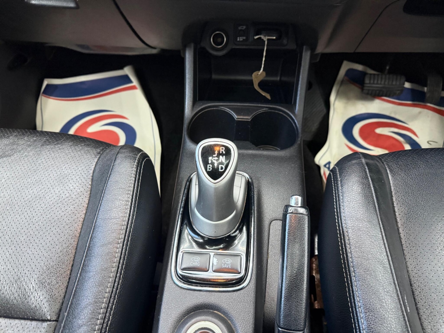 Used Mitsubishi Outlander 2015 for sale - 77993189: Photo 29