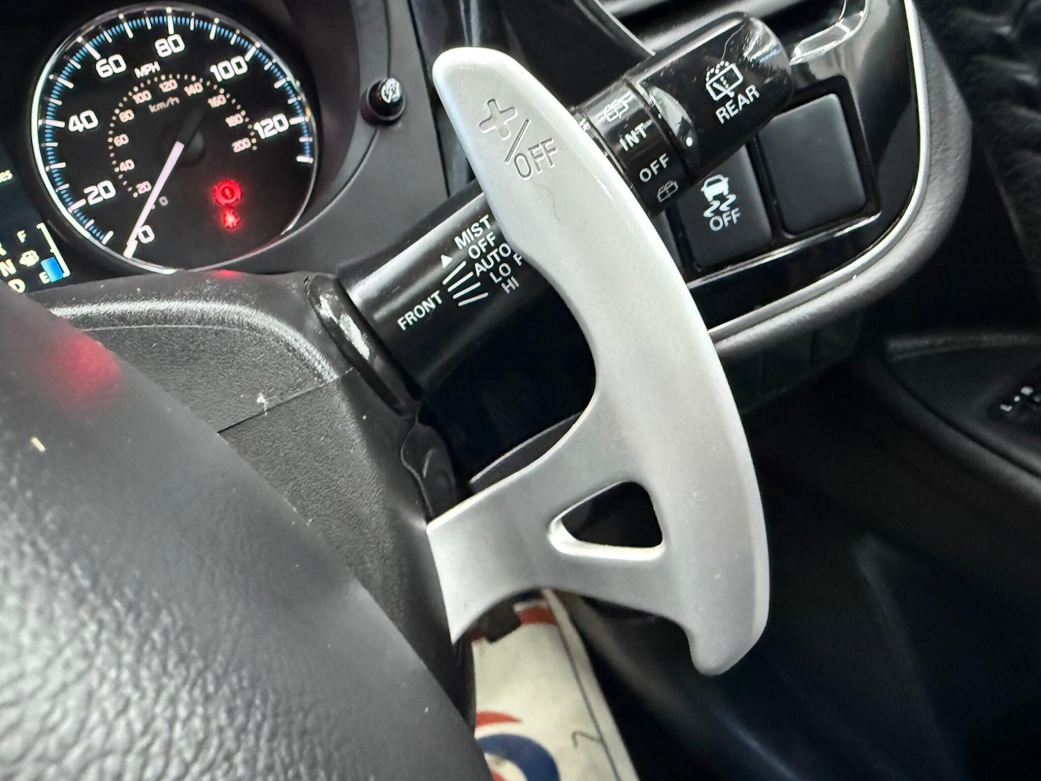 Used Mitsubishi Outlander 2015 for sale - 77993189: Photo 36