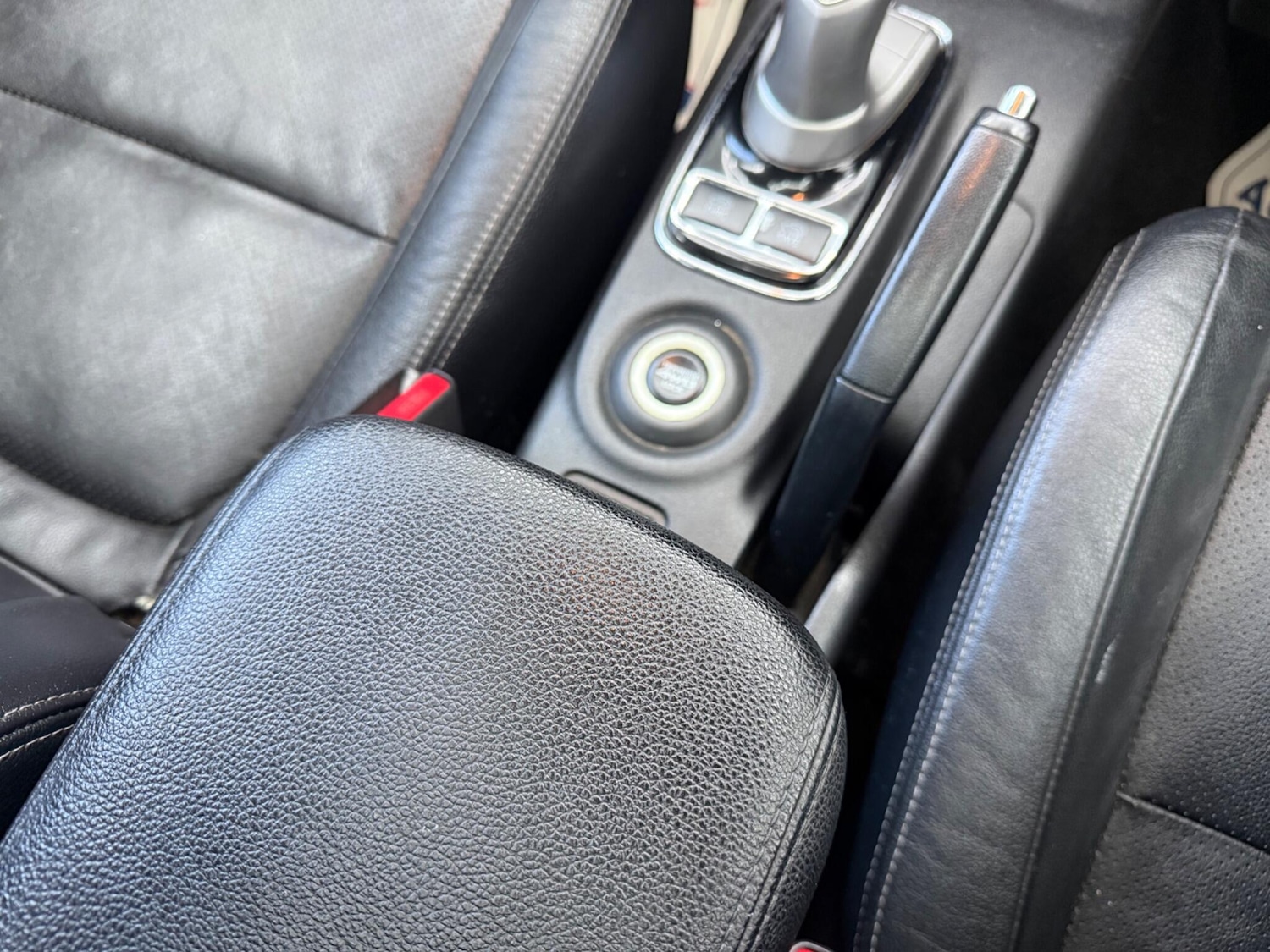 Used Mitsubishi Outlander 2015 for sale - 77993189: Photo 56