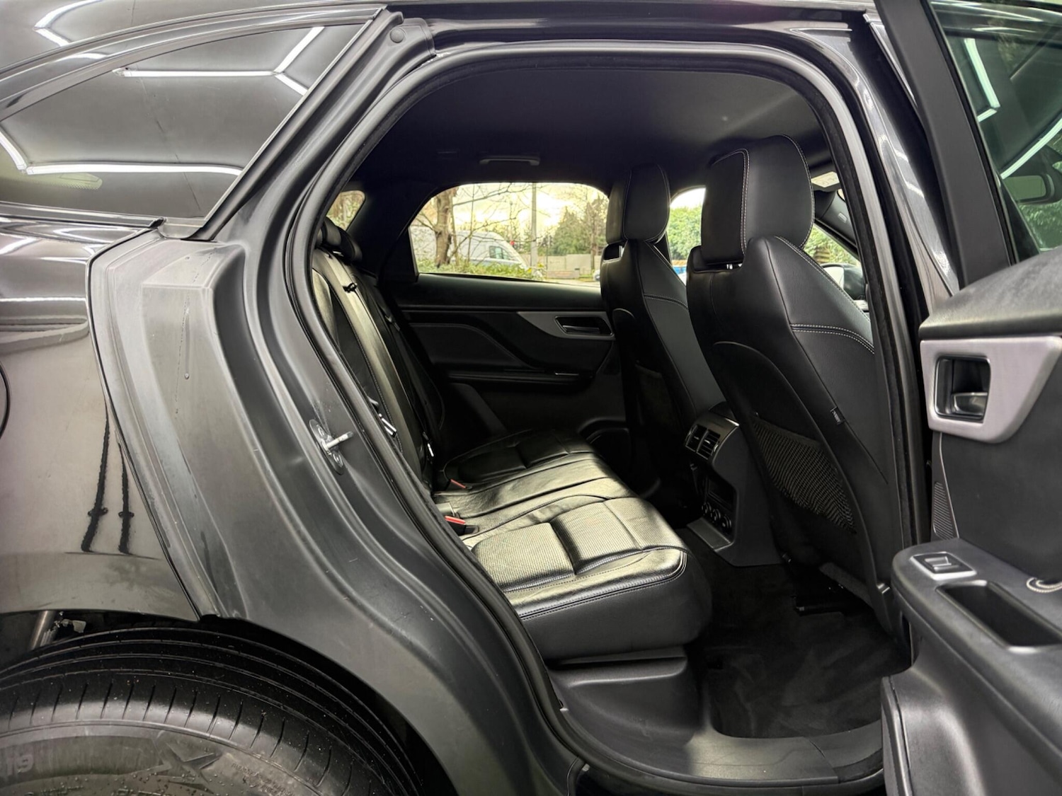 Used Jaguar F-Pace 2017 for sale - 77386221: Photo 17