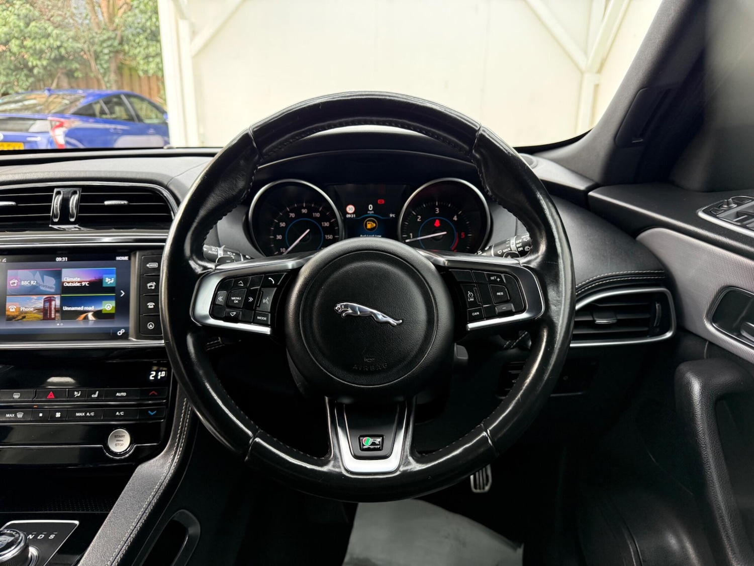 Used Jaguar F-Pace 2017 for sale - 77386221: Photo 32