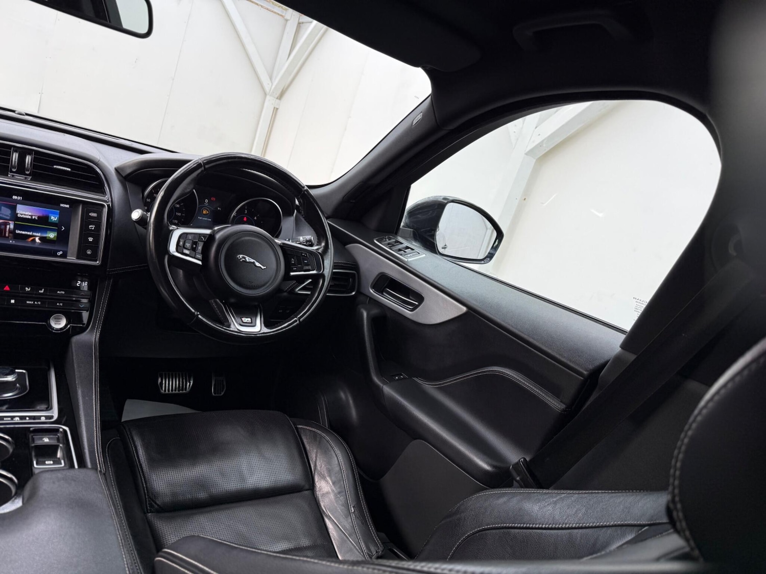 Used Jaguar F-Pace 2017 for sale - 77386221: Photo 39