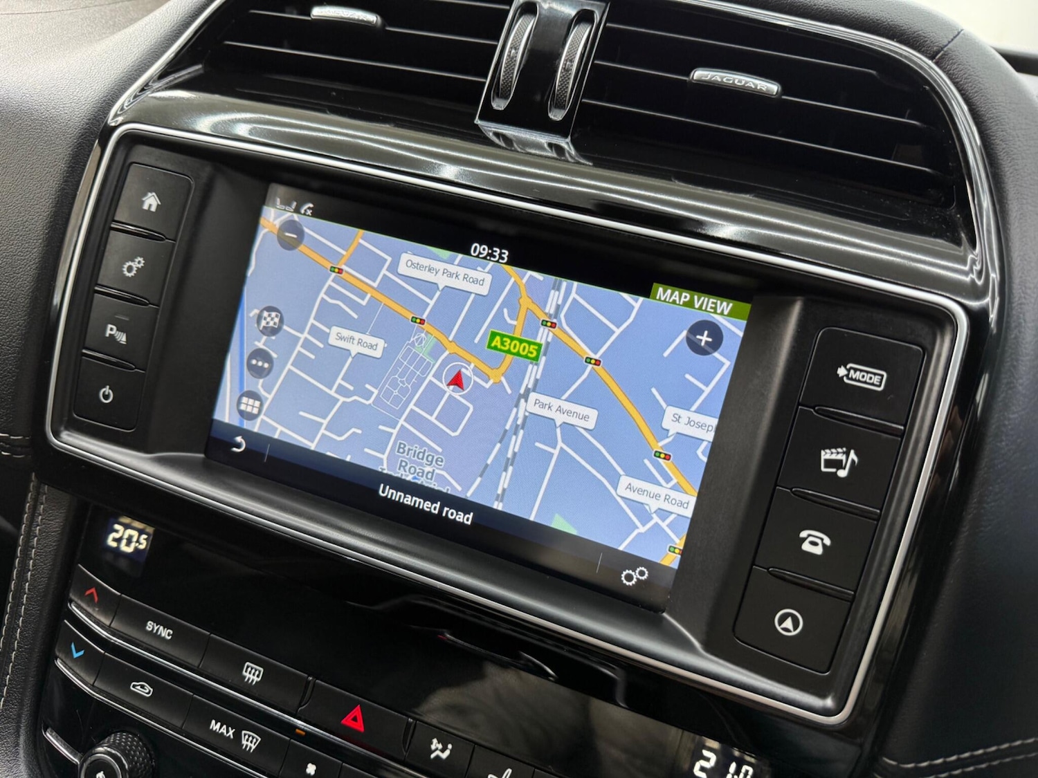 Used Jaguar F-Pace 2017 for sale - 77386221: Photo 48