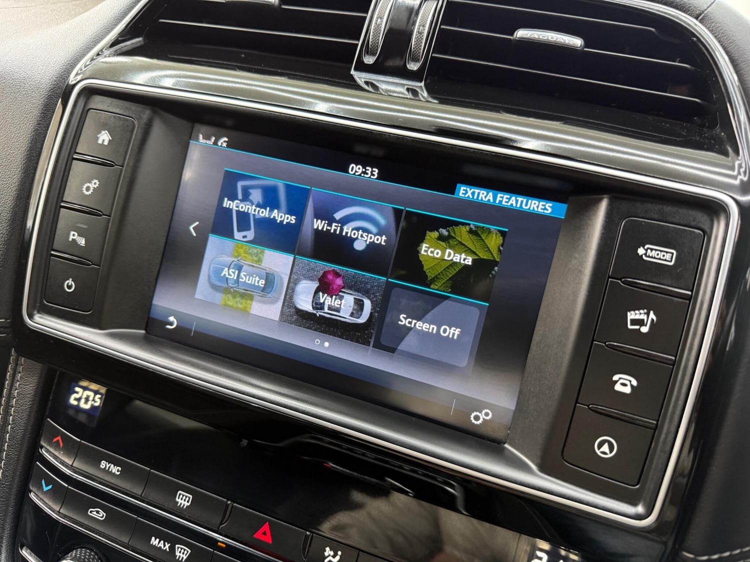 Used Jaguar F-Pace 2017 for sale - 77386221: Photo 49