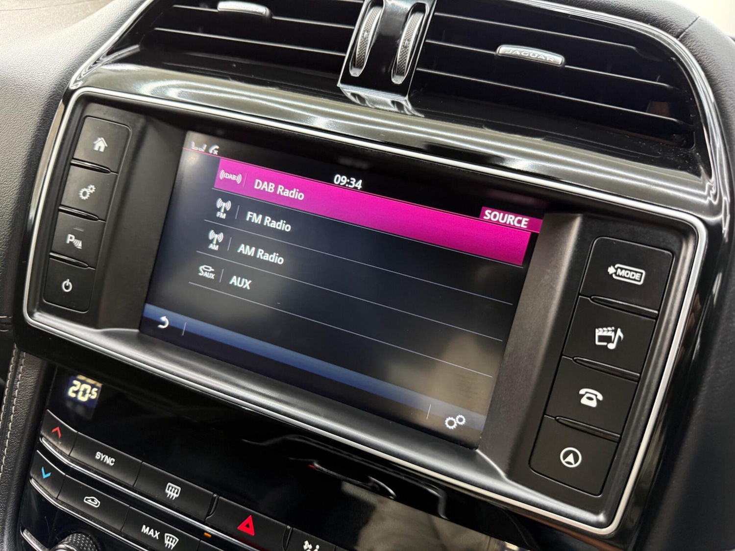 Used Jaguar F-Pace 2017 for sale - 77386221: Photo 51