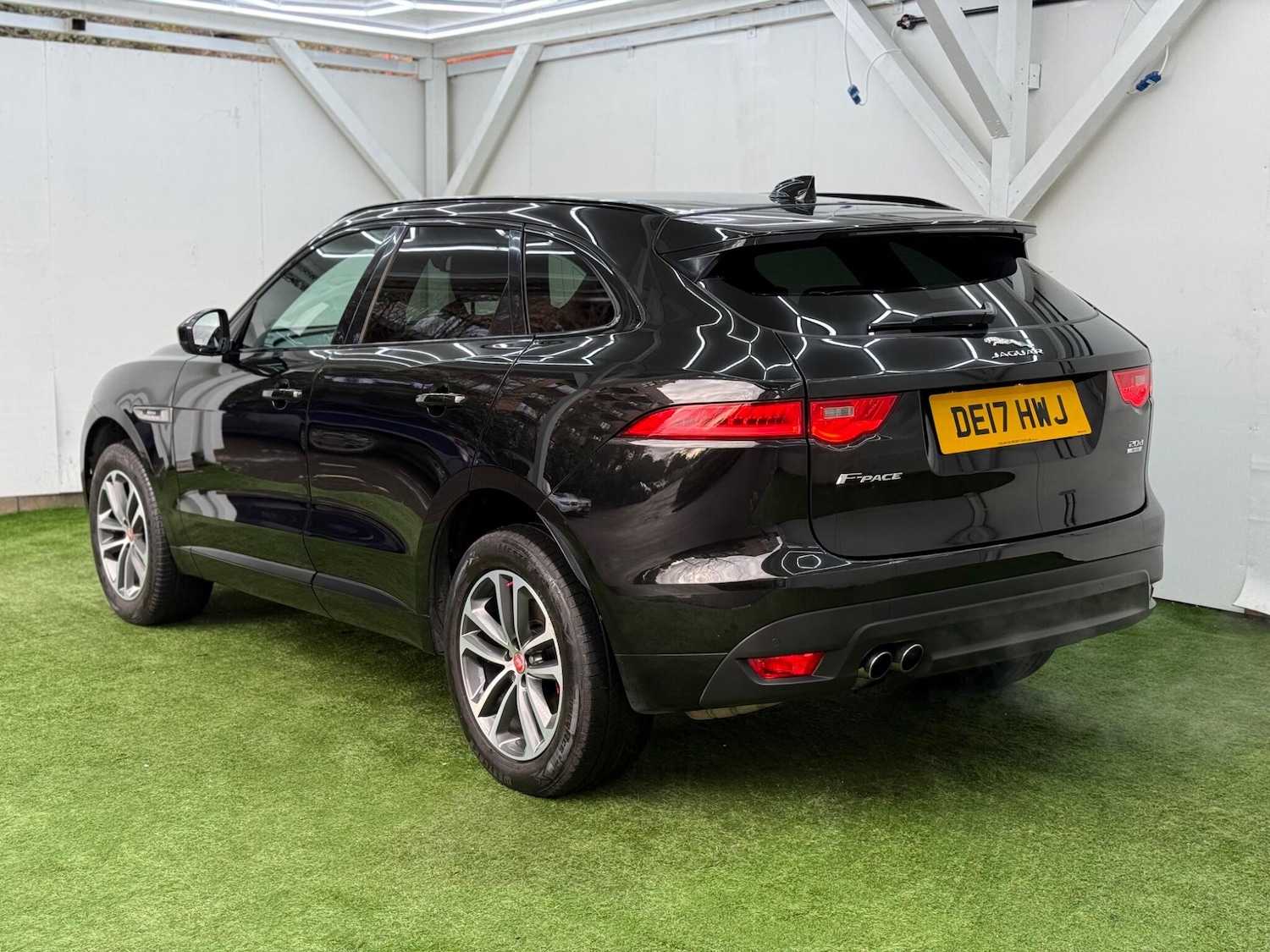 Used Jaguar F-Pace 2017 for sale - 77386221: Photo 9