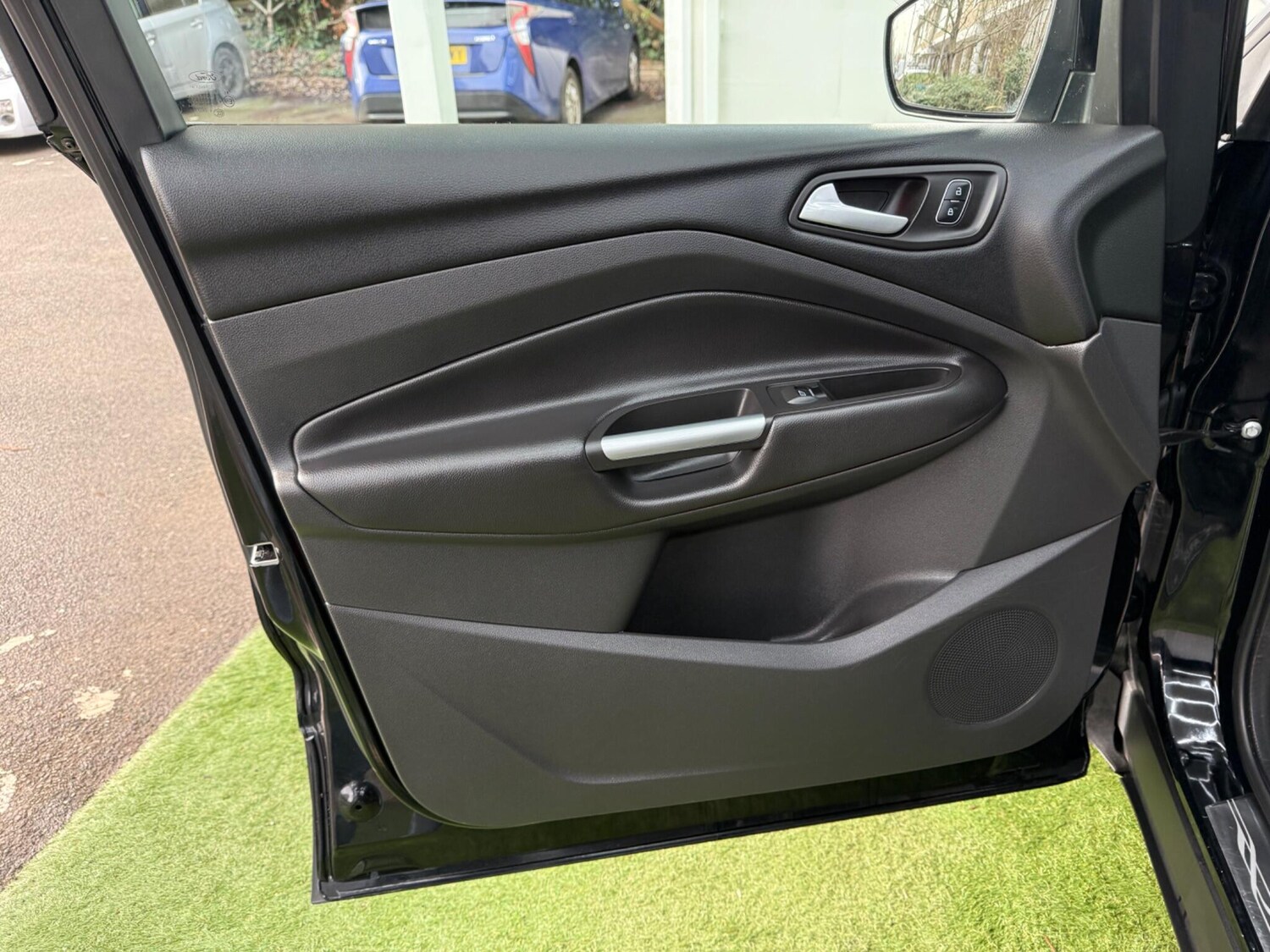 Used Ford Kuga 2017 for sale - 77633917: Photo 26