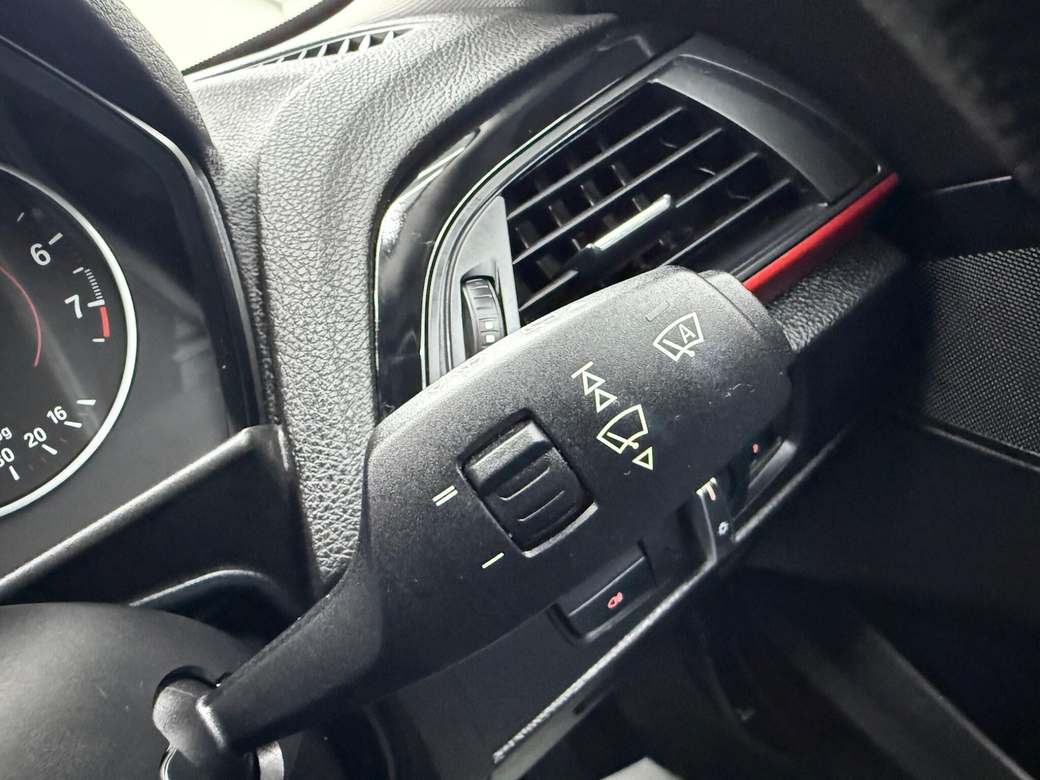 Used BMW 1 Series 2015 for sale - 77387228: Photo 38