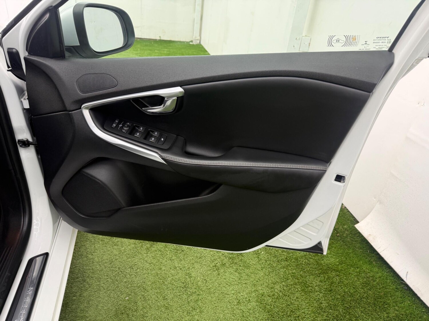 Used Volvo V40 for sale - 77722517: Photo 17