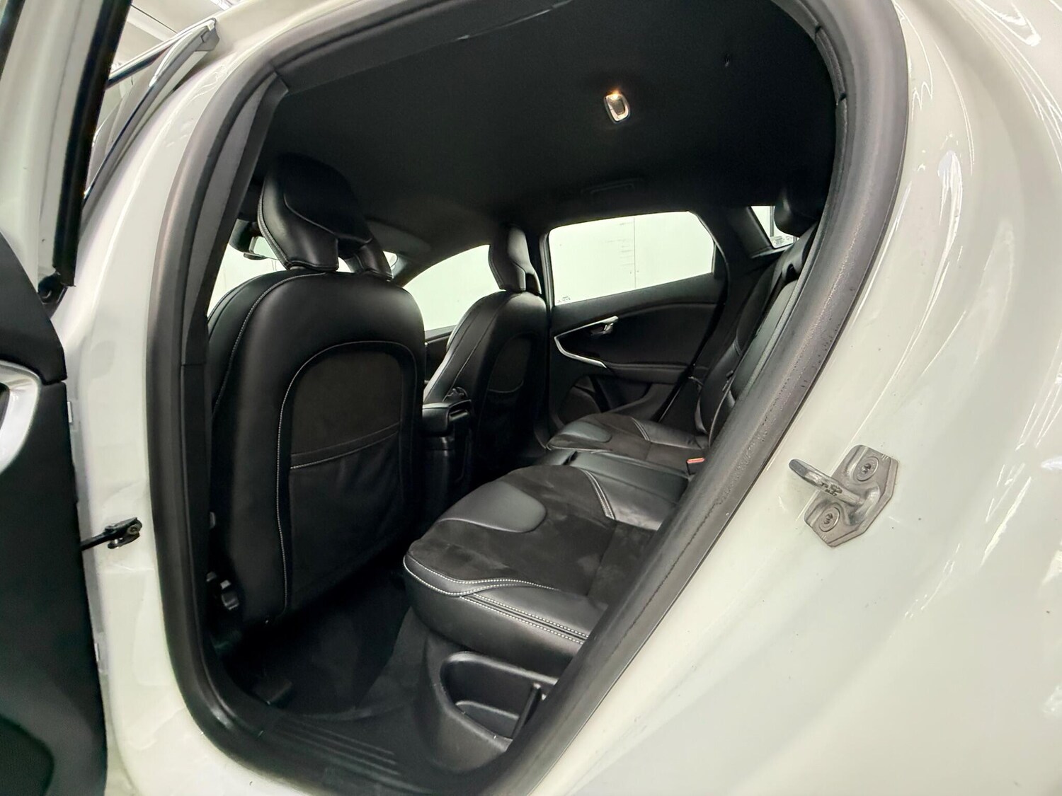 Used Volvo V40 for sale - 77722517: Photo 23