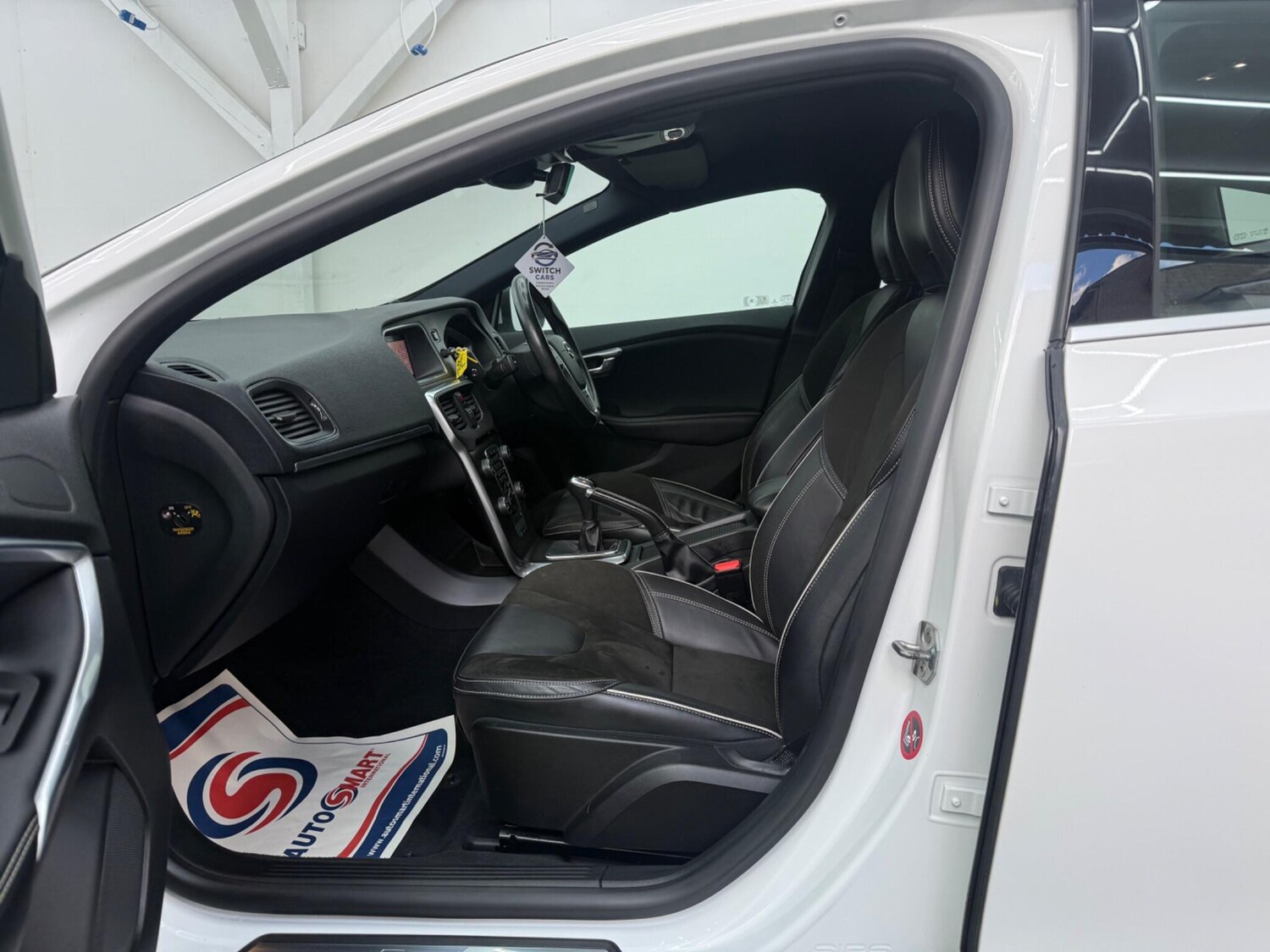 Used Volvo V40 for sale - 77722517: Photo 25