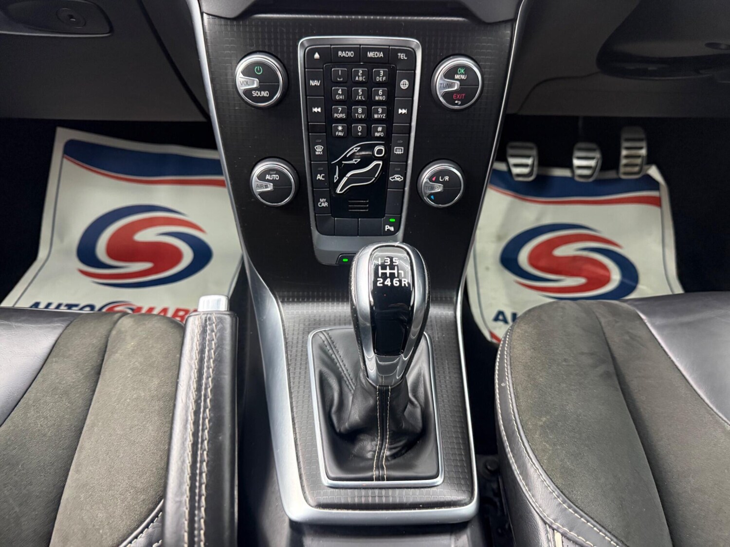 Used Volvo V40 for sale - 77722517: Photo 30