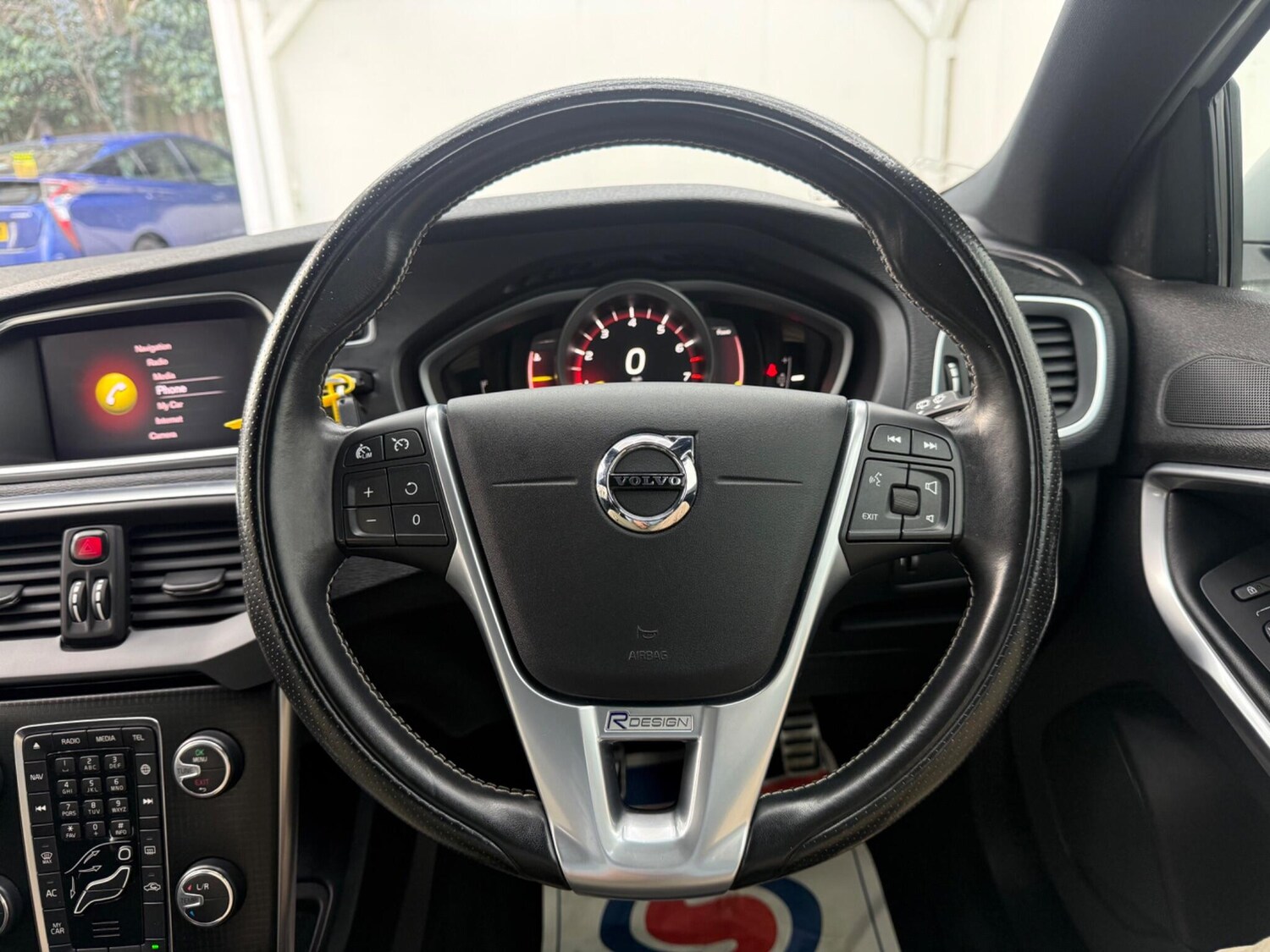 Used Volvo V40 for sale - 77722517: Photo 32