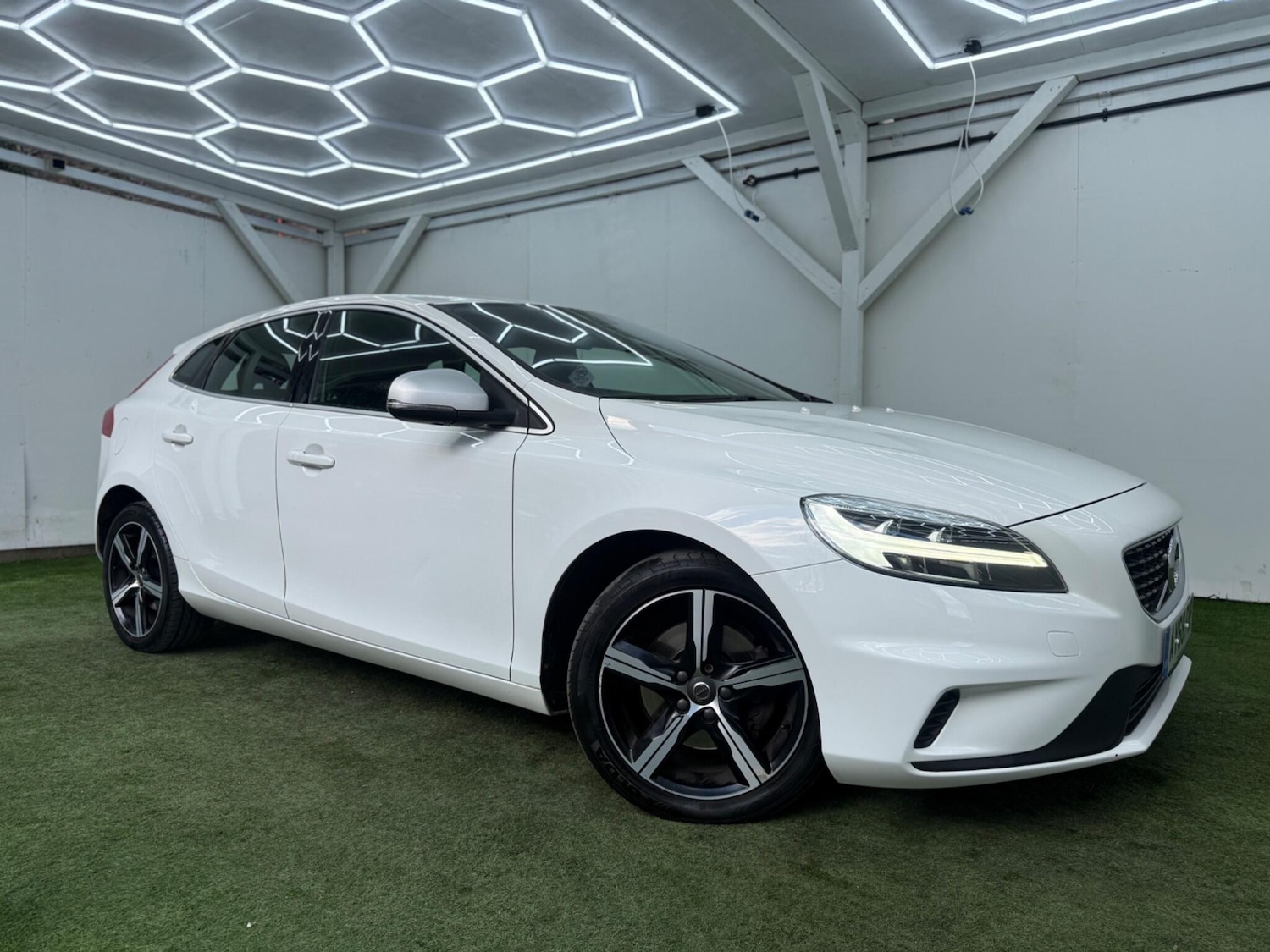Used Volvo V40 for sale - 77722517: Photo 4