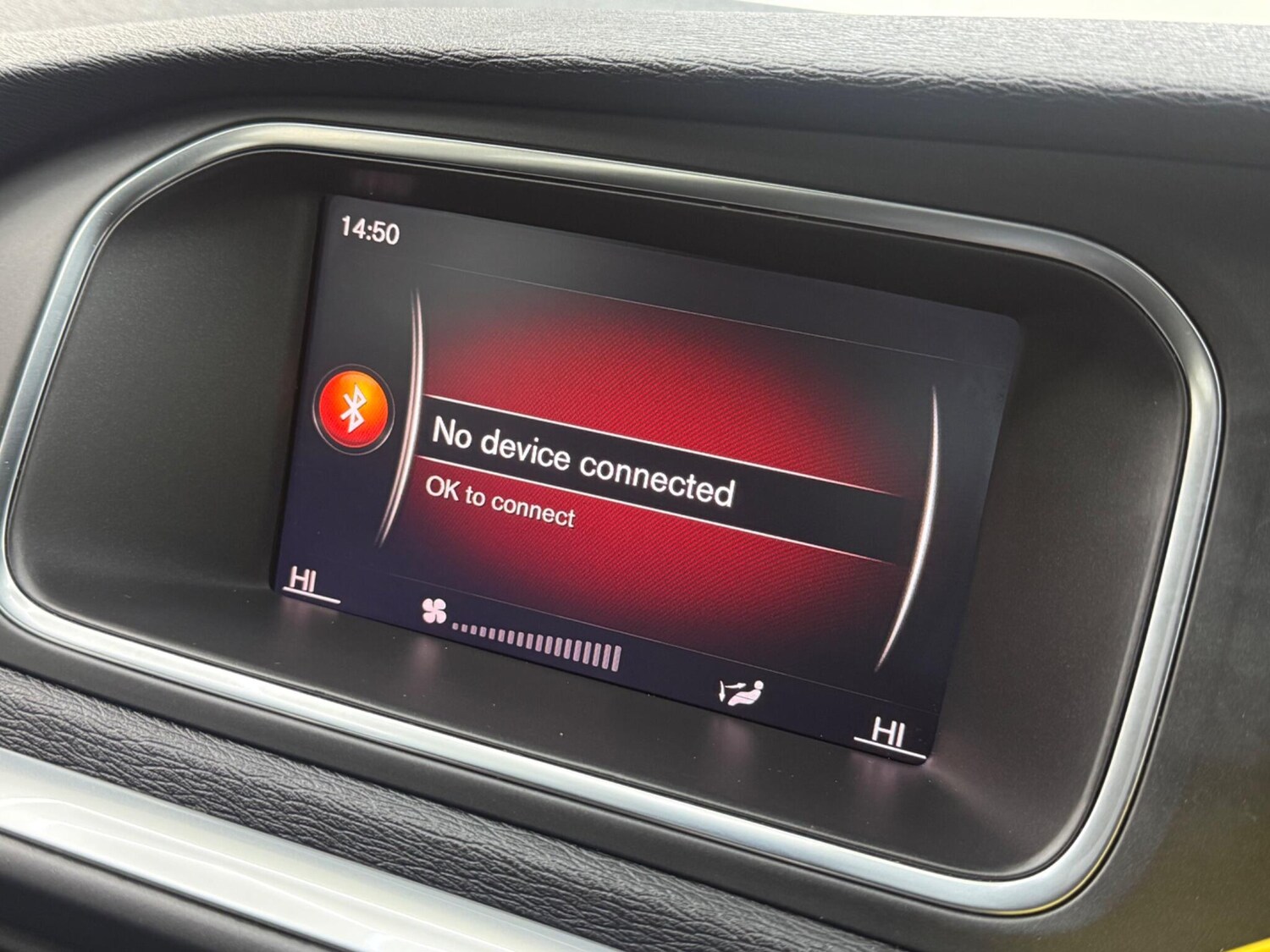 Used Volvo V40 for sale - 77722517: Photo 50