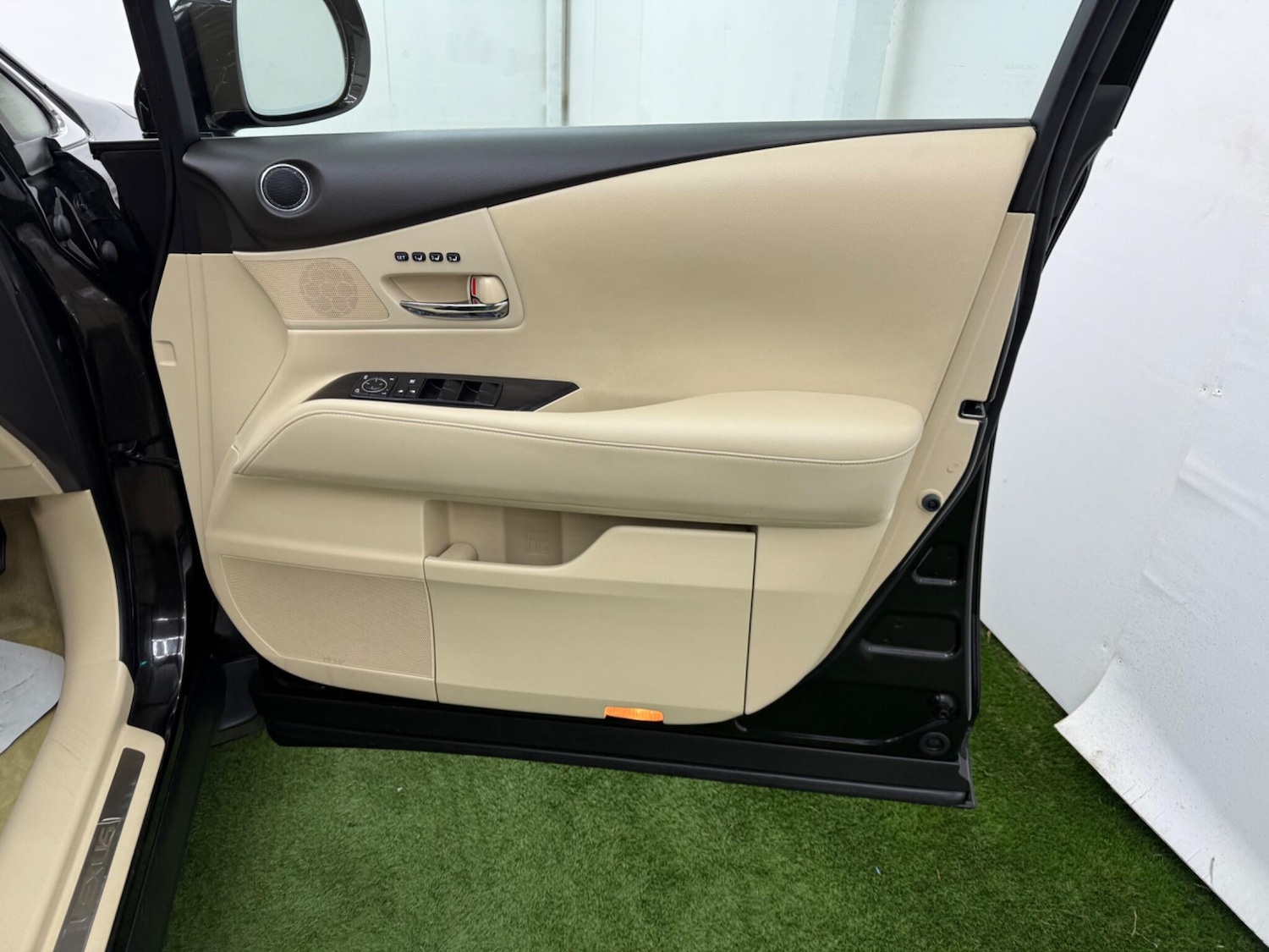 Used Lexus RX 2012 for sale - 77387241: Photo 17