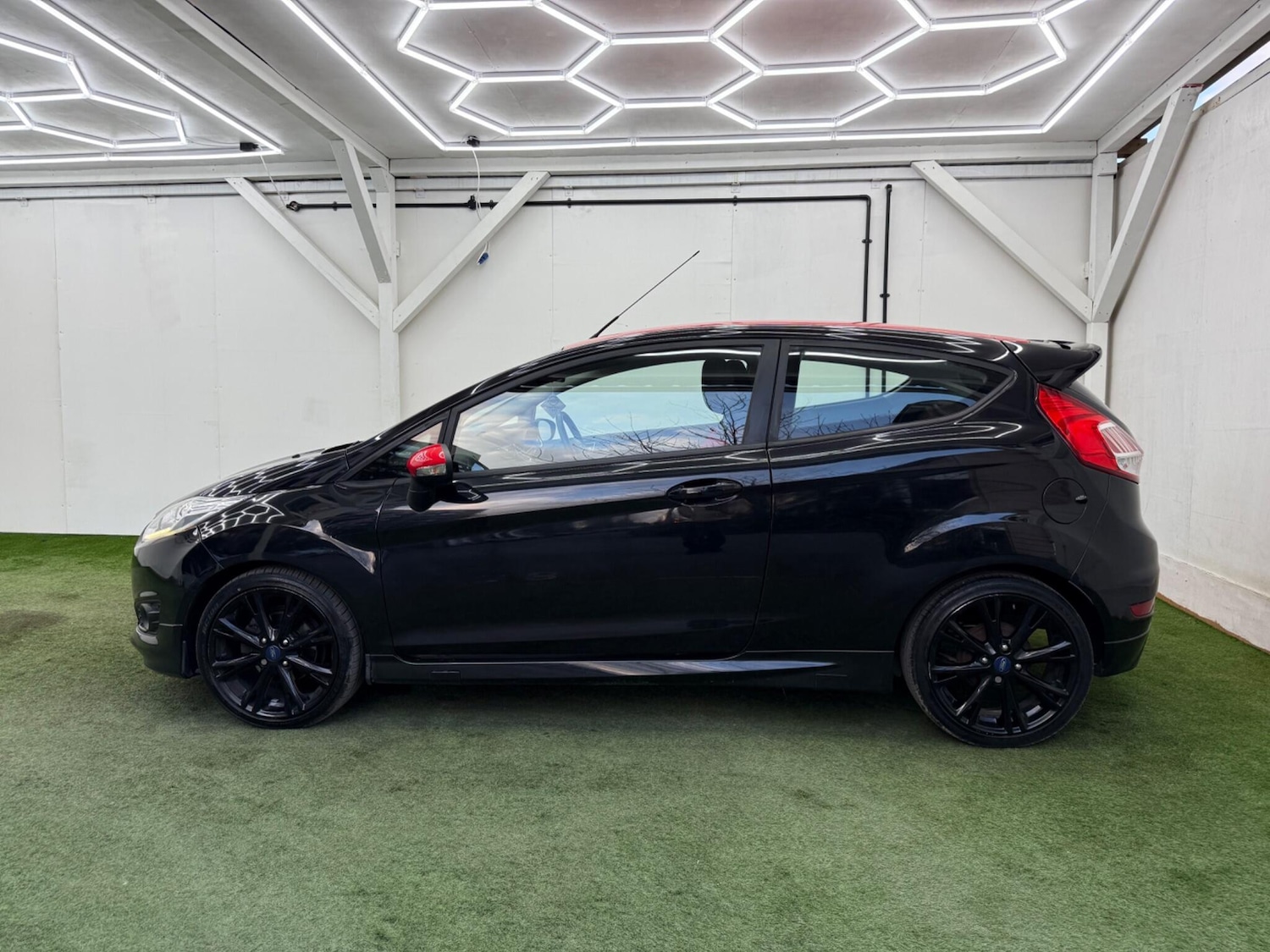 Used Ford Fiesta 2015 for sale - 77892478: Photo 10