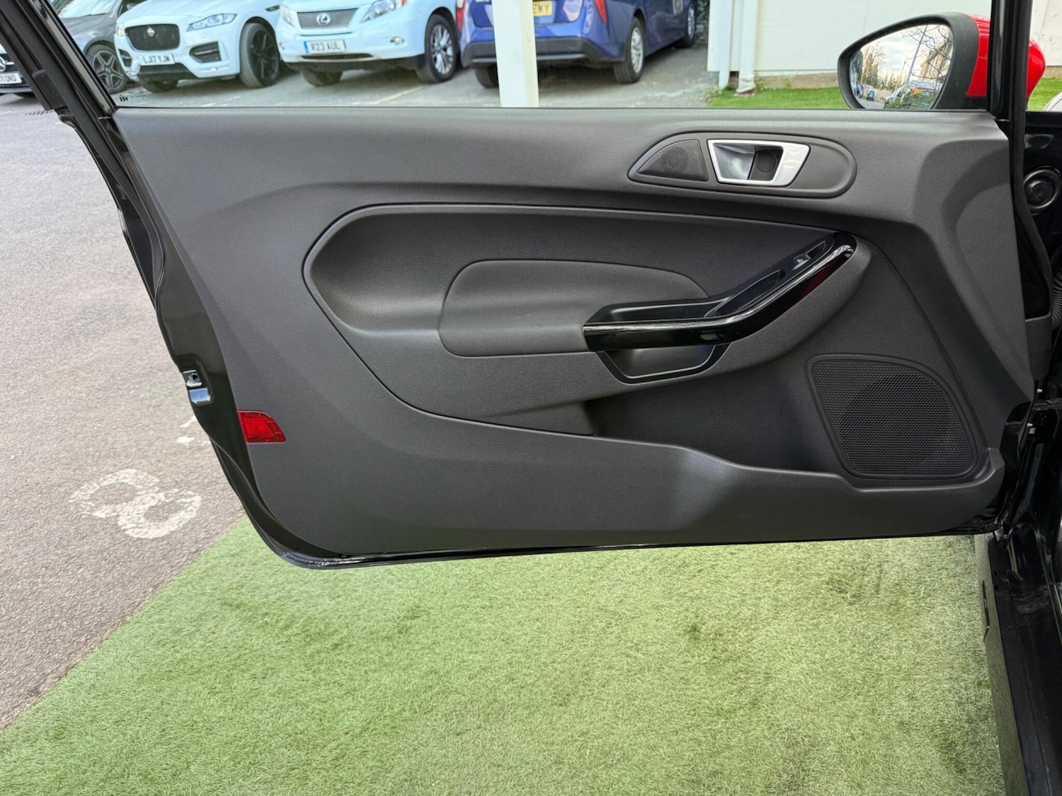 Used Ford Fiesta 2015 for sale - 77892478: Photo 23