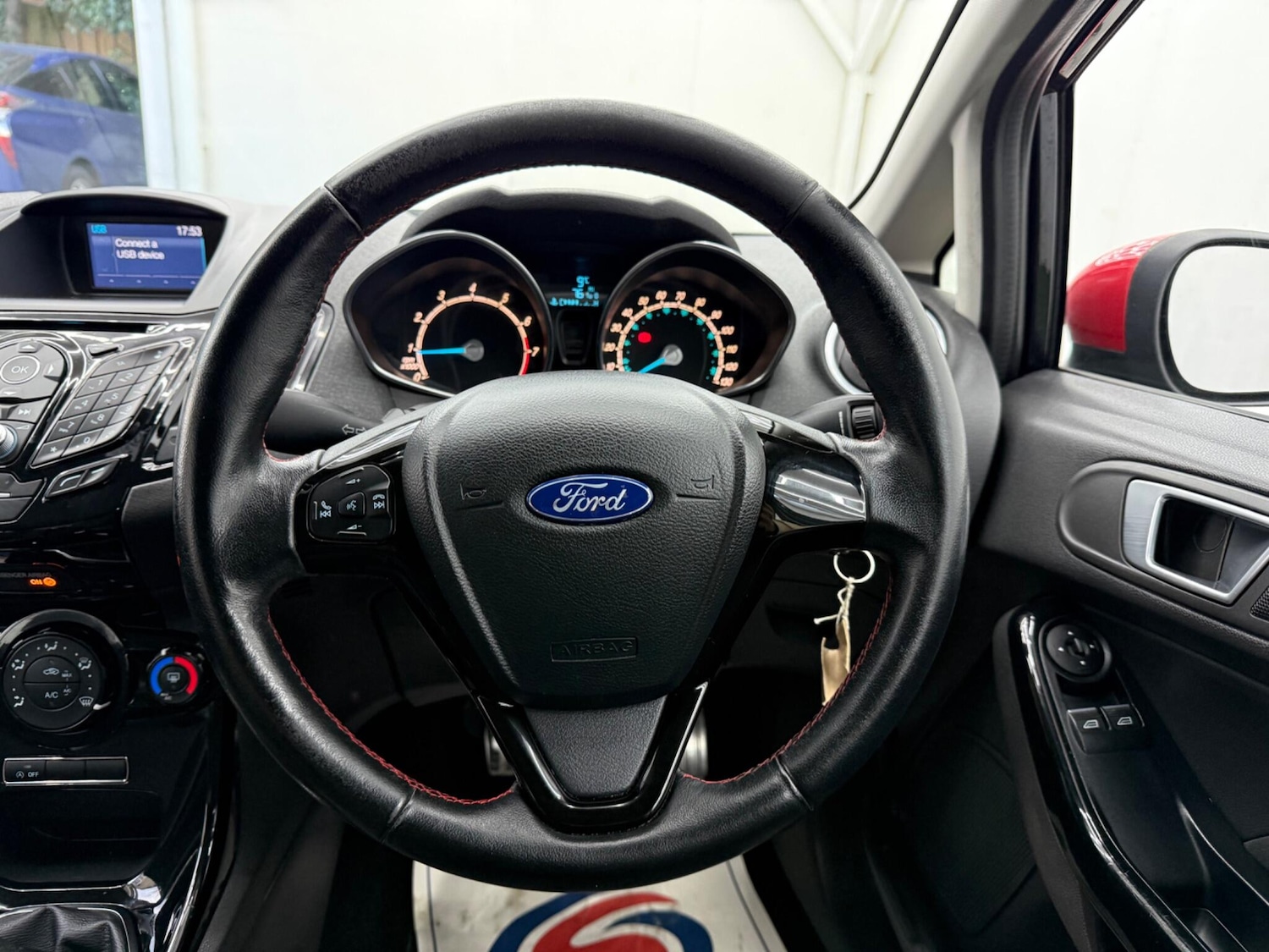 Used Ford Fiesta 2015 for sale - 77892478: Photo 28