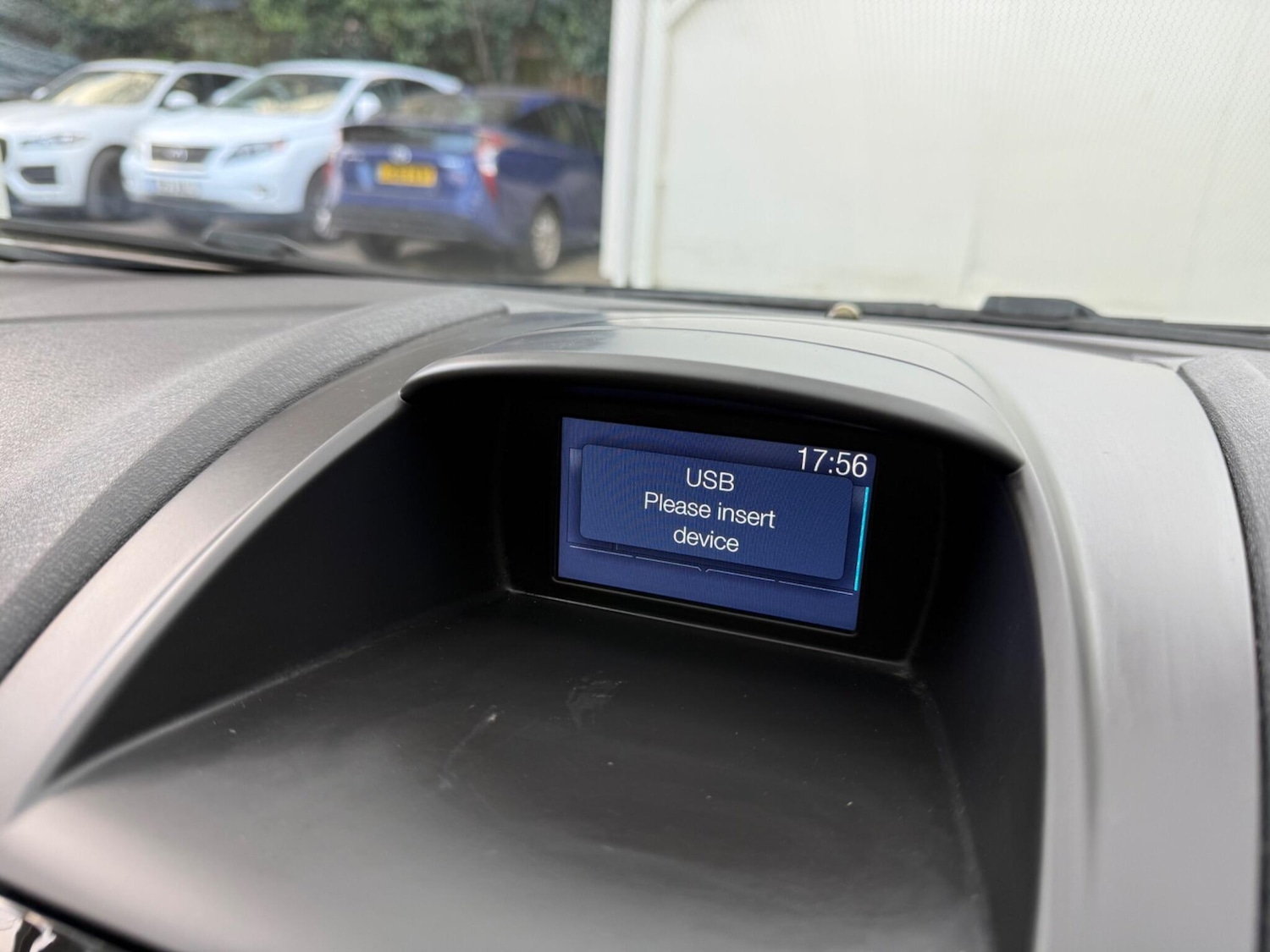 Used Ford Fiesta 2015 for sale - 77892478: Photo 41