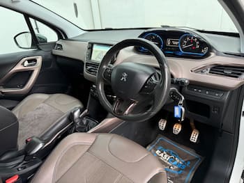 Used Peugeot 2008 2014 for sale - 79848003: Photo