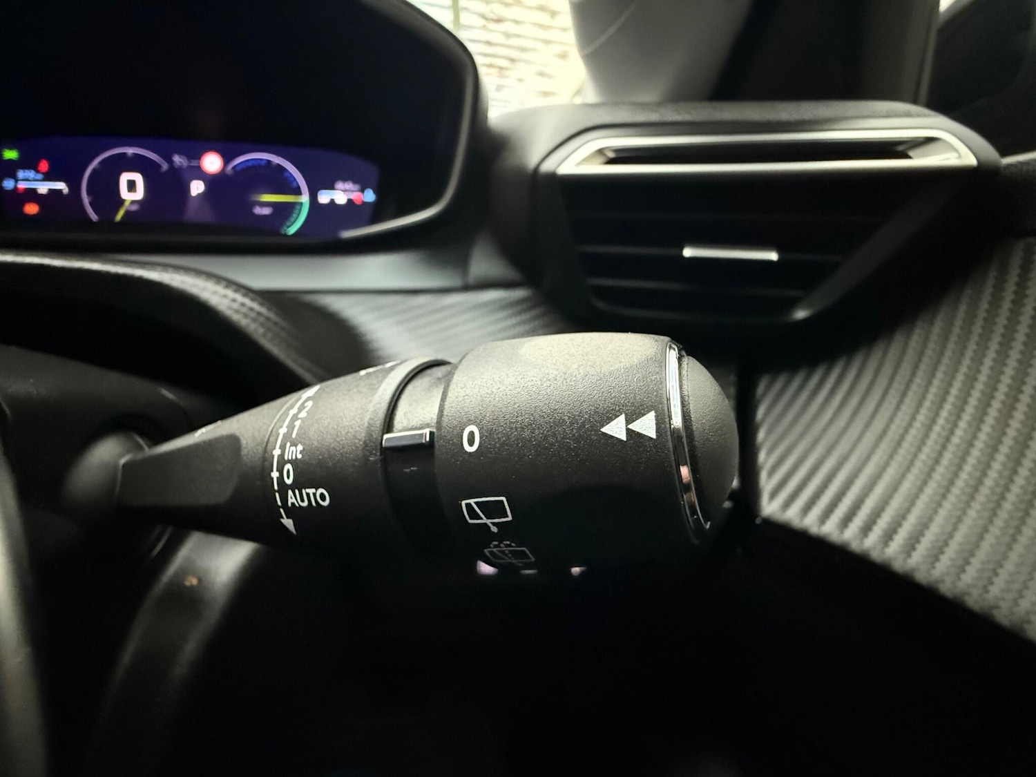 Used Peugeot 208 2024 for sale - 77808235: Photo 36