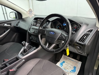 Used Ford Focus 2016 for sale - 79600952: Photo