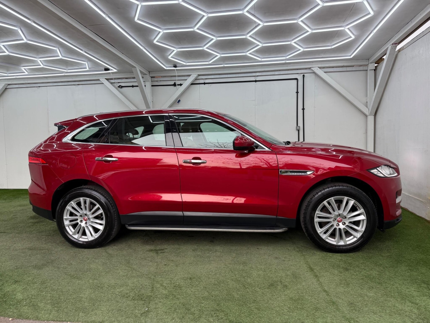Used Jaguar F-Pace for sale - 78007762: Photo 5