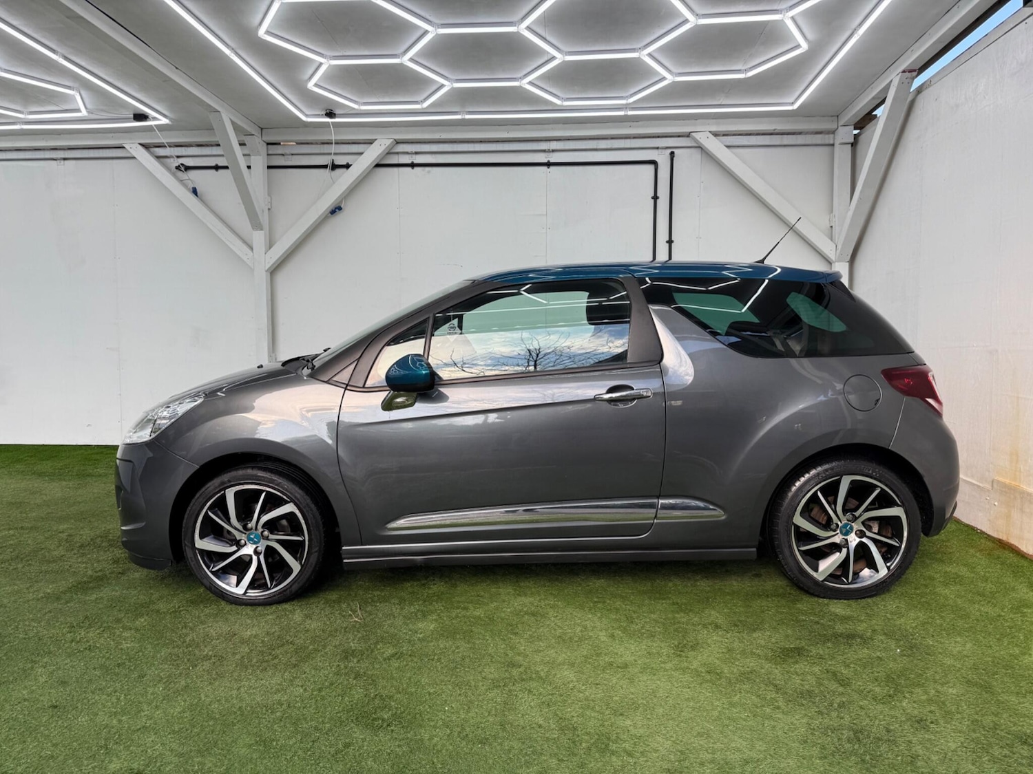 Used DS Automobiles DS 3 for sale - 77511459: Photo 10