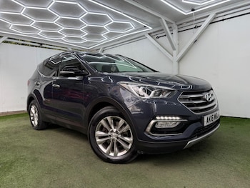 Used Hyundai Santa Fe 2016 for sale - 79600953: Photo