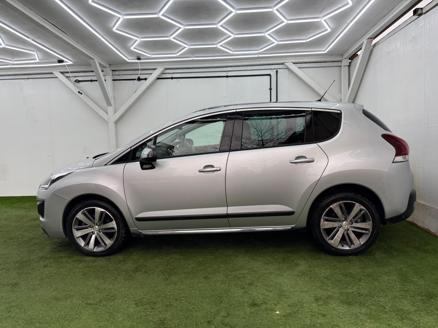 Used Peugeot 3008 2014 for sale - 77537694: Photo 10