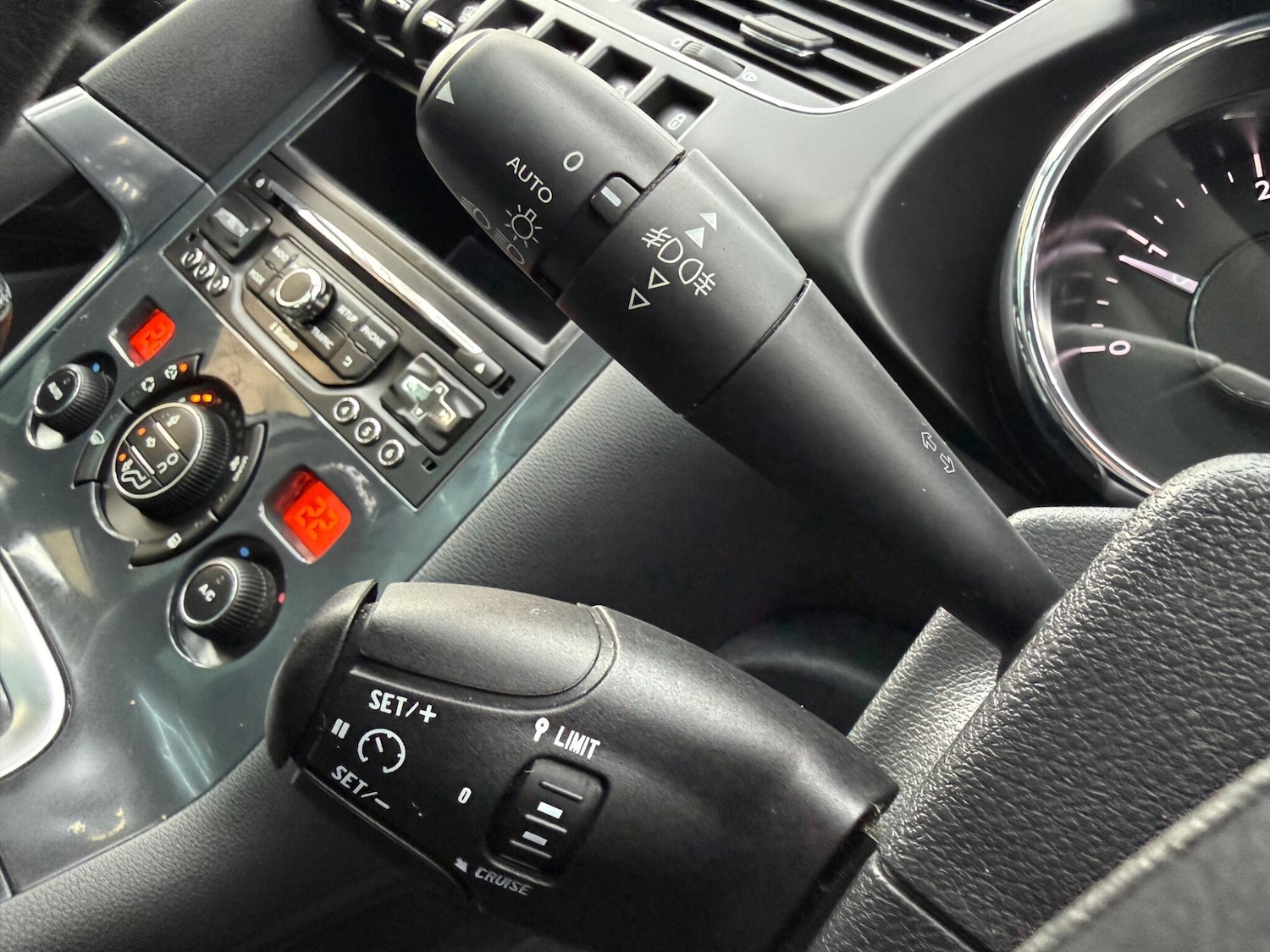 Used Peugeot 3008 2014 for sale - 77537694: Photo 36