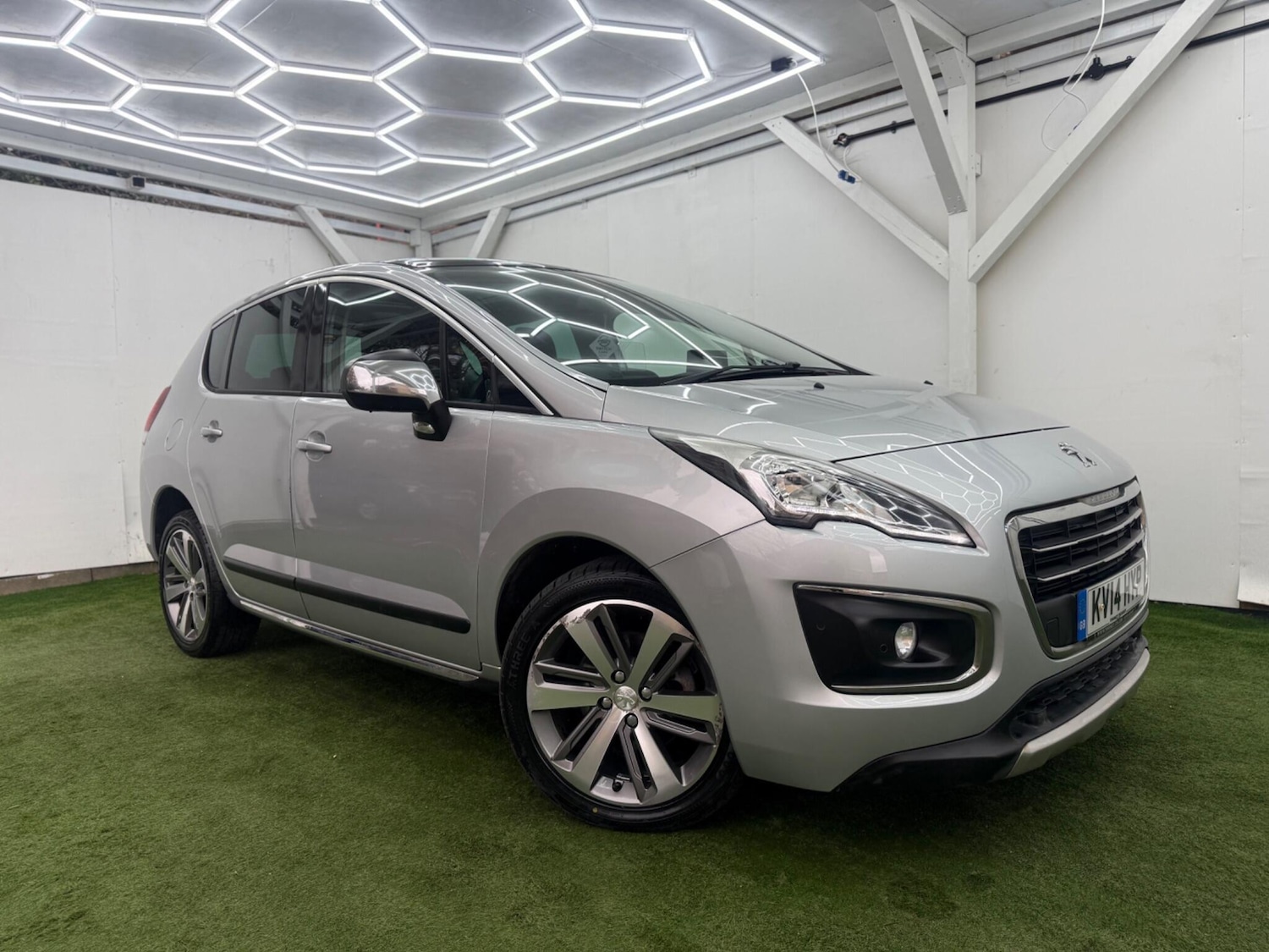 Used Peugeot 3008 2014 for sale - 77537694: Photo 4
