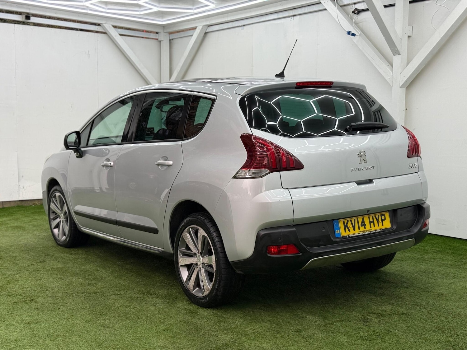 Used Peugeot 3008 2014 for sale - 77537694: Photo 9