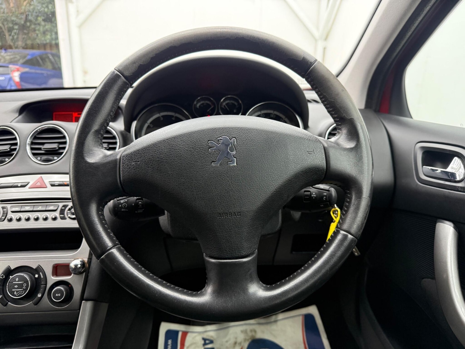 Used Peugeot 308 2010 for sale - 77958454: Photo 31