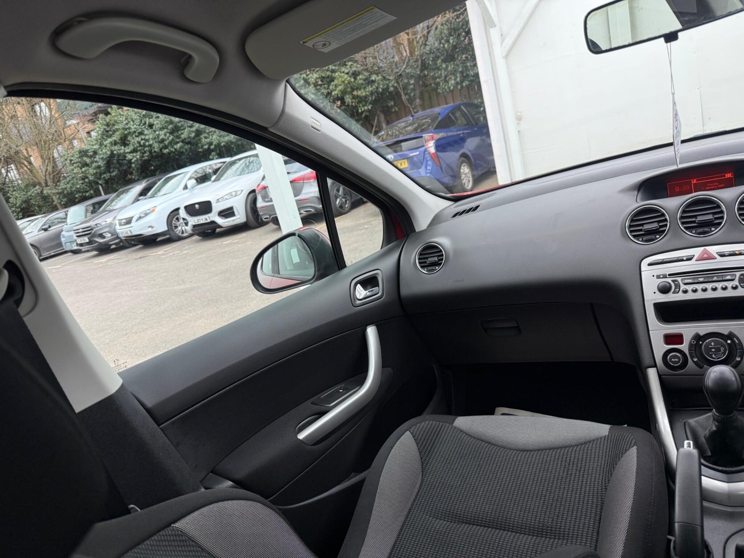 Used Peugeot 308 2010 for sale - 77958454: Photo 35