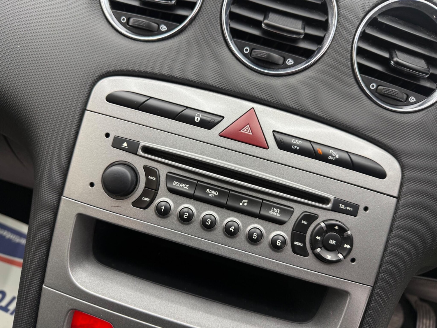 Used Peugeot 308 2010 for sale - 77958454: Photo 42