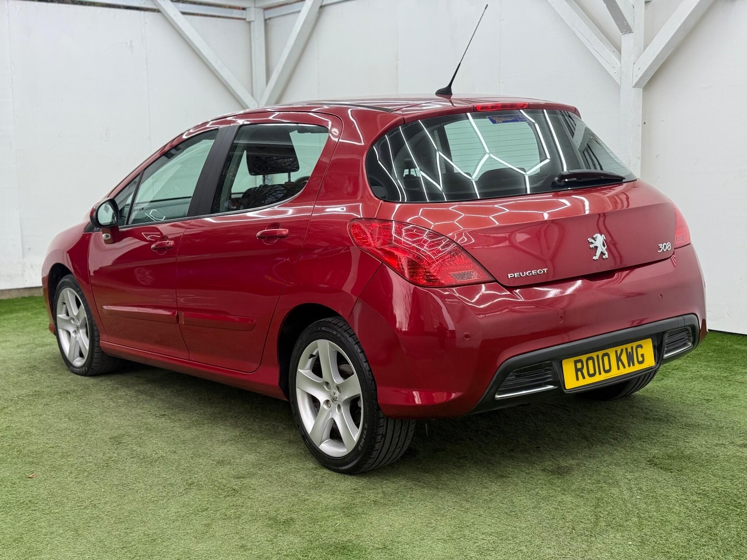 Used Peugeot 308 2010 for sale - 77958454: Photo 9