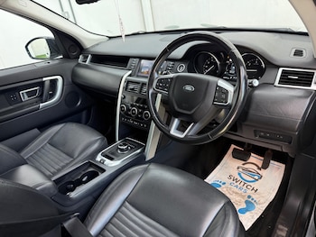 Used Land Rover Discovery Sport 2018 for sale - 79132662: Photo