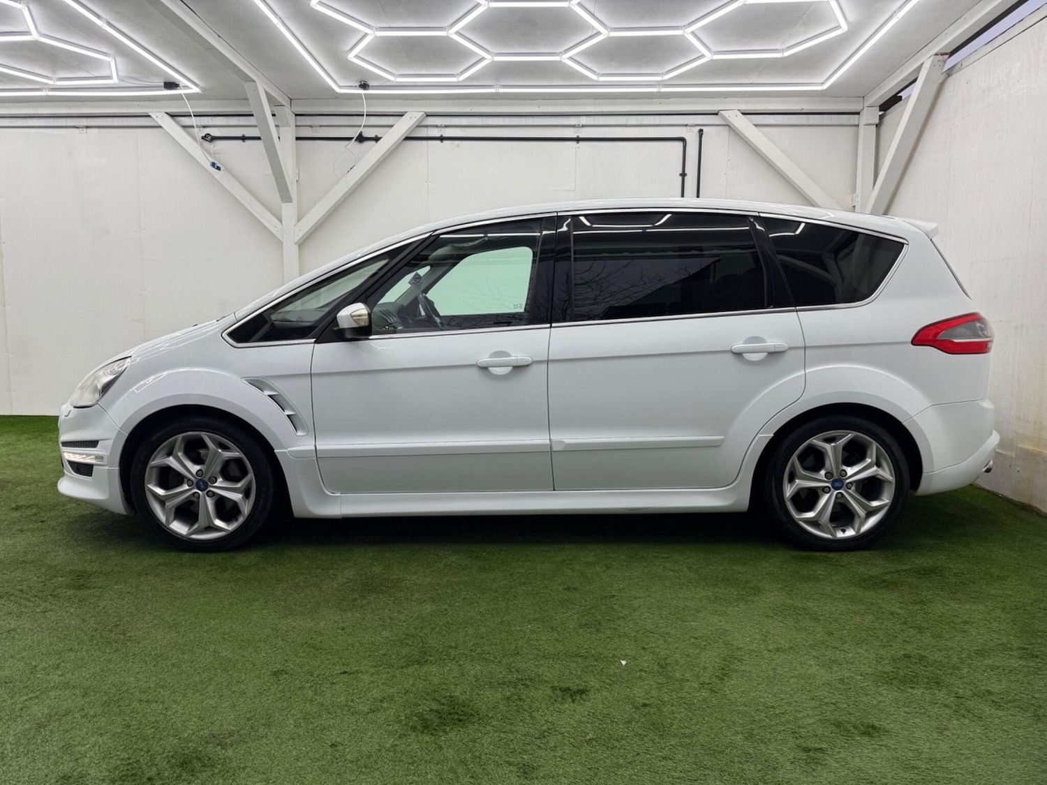Used Ford S-Max for sale - 77671207: Photo 10