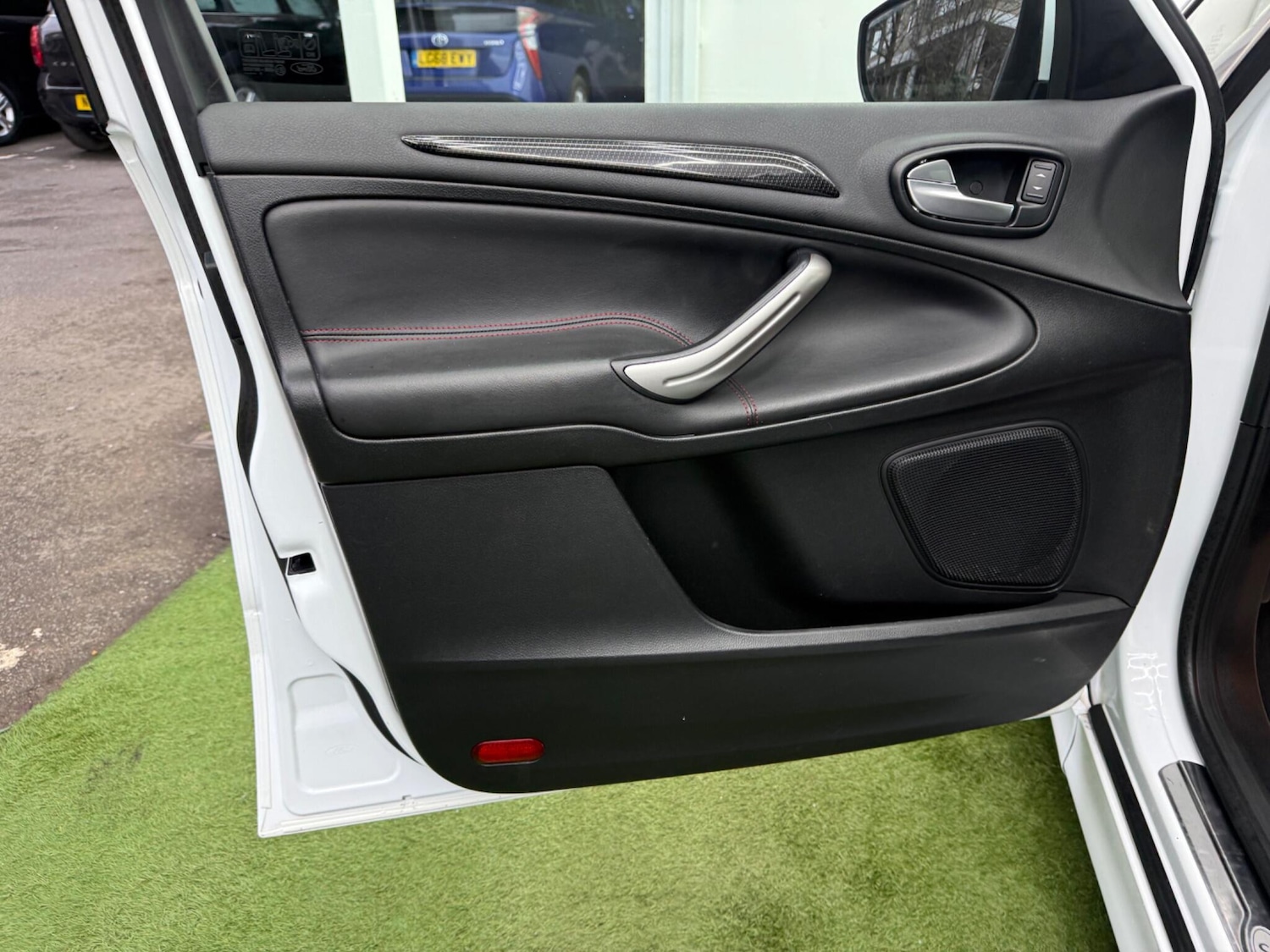 Used Ford S-Max for sale - 77671207: Photo 30