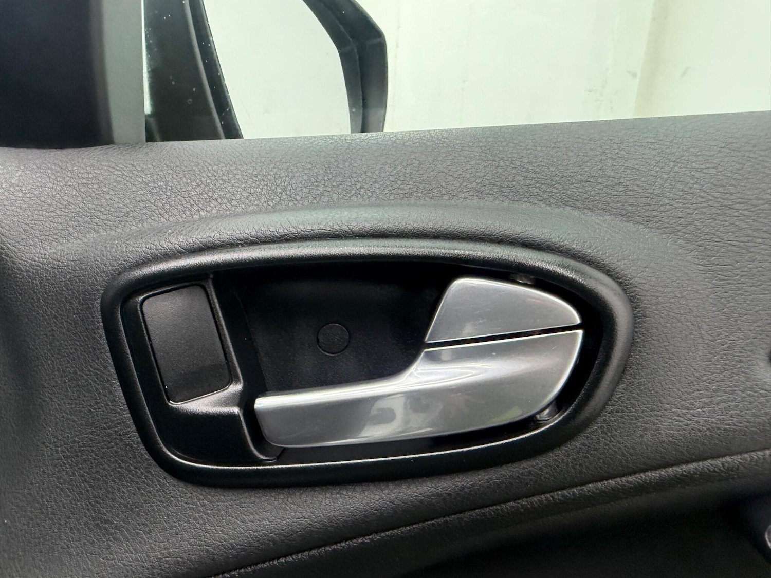 Used Ford S-Max for sale - 77671207: Photo 44