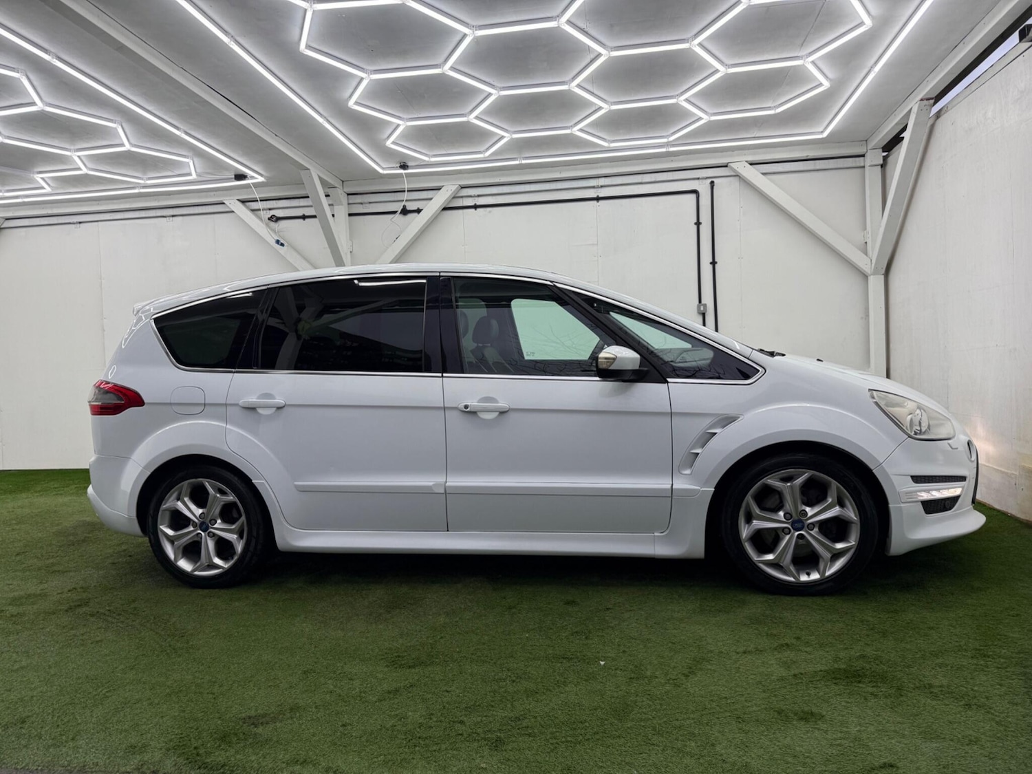 Used Ford S-Max for sale - 77671207: Photo 5